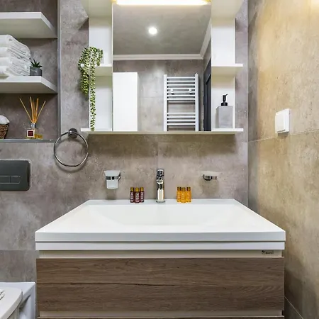 Daire Warm And Spacious 1br - Brownie Filibe