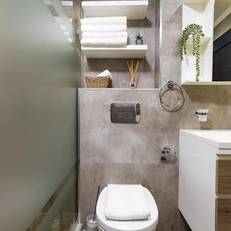 Warm And Spacious 1br - Brownie Apartment Plovdiv