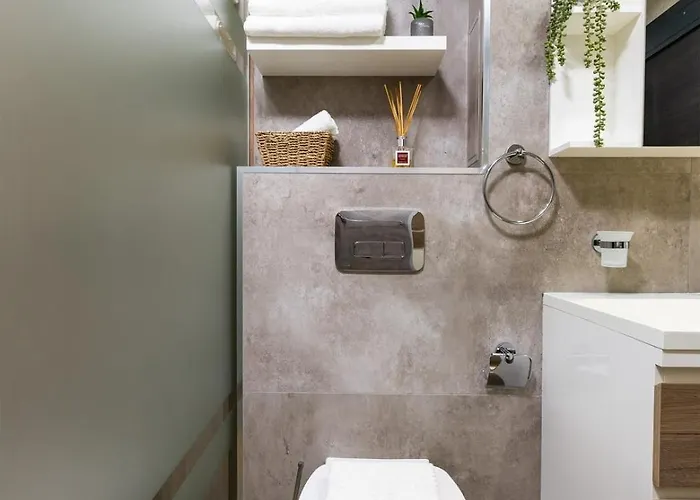 Warm And Spacious 1br - Brownie Apartment Plovdiv